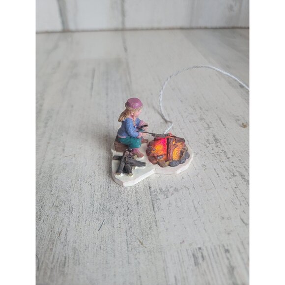 Lemax ice fishing cooking light up Village accessory Xmas - Picture 2 of 6